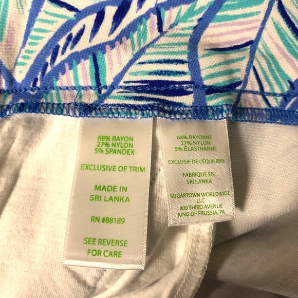 Lily Pulitzer Shorts with Pockets Size 2 - Picture 3 of 4